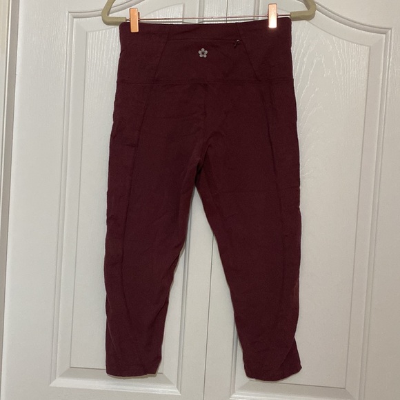 Tuff Athletics 3/4 Leggings - Picture 2 of 5